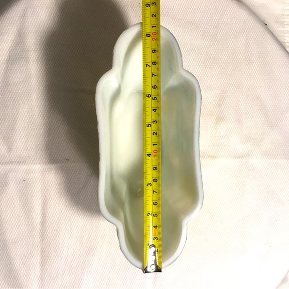 Antique 1920's Phoenix Glass Martele Olive Vase in White Painted Yellow & Green - Picture 9 of 11